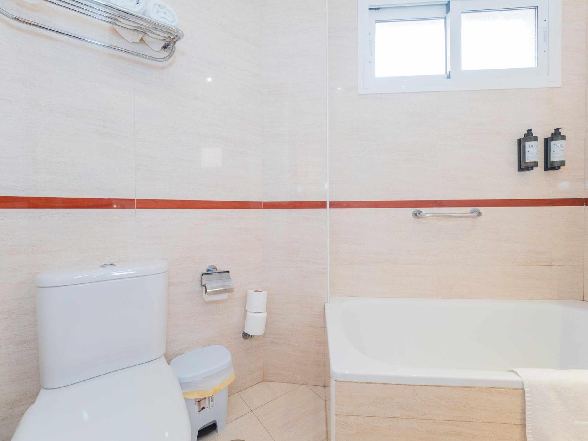 Nuevo Con Piscina Y Parking En La Playa Appartement Torre de Benagalbon Buitenkant foto